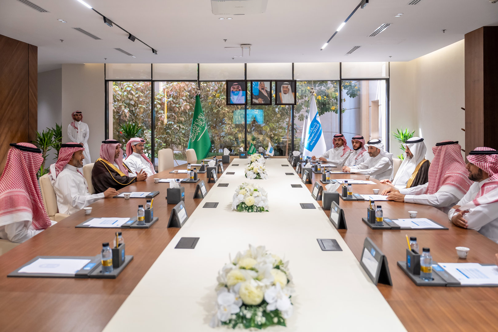 التجارة الخارجية توقع اتفاقية تعاون مع معهد الملك عبدالله للبحوث والدراسات الاستشارية لتنظيم برنامج التجارة الدولية