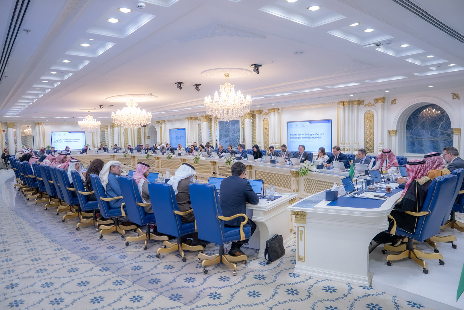 انعقاد لقاء الطاولة المستديرة السعودي الأمريكي بحضور الجهات الحكومية و83 شركة من القطاع الخاص