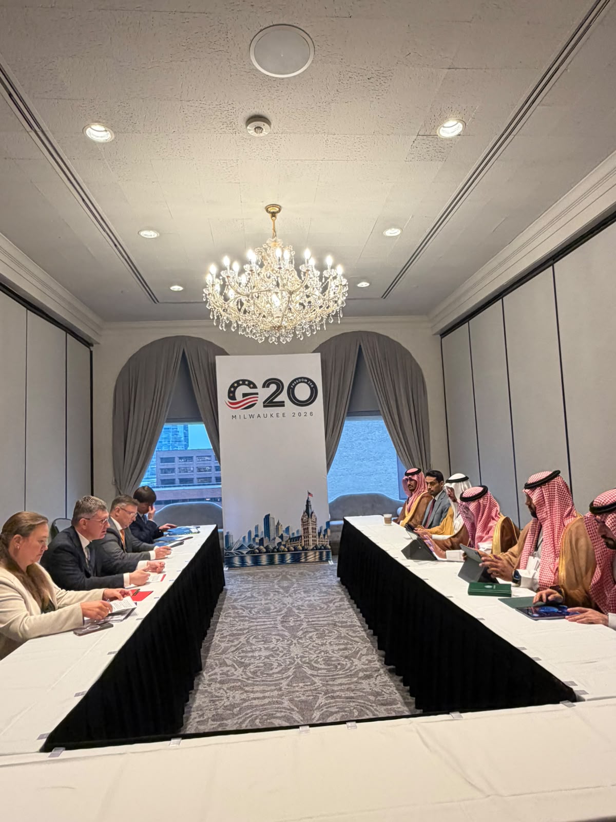 القصبي يؤكد على سعي المملكة في تعزيز علاقتها التجارية مع مجموعة العشرين خلال اجتماع مجموعة عمل التجارة بالولايات المتحدة