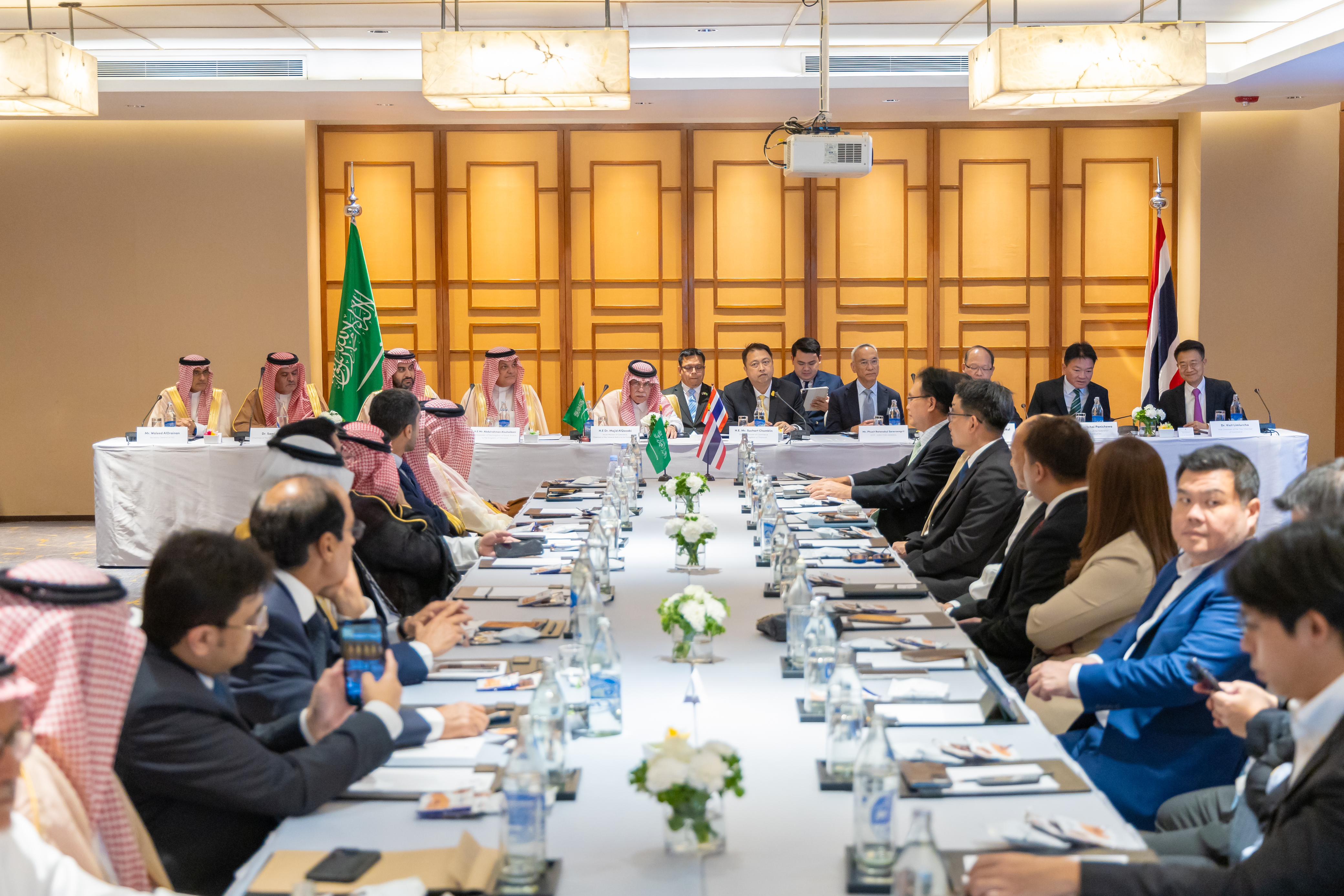 القصبي يختتم زيارته لمملكة تايلند مؤكدًا على أهمية تعزيز التبادل التجاري والاستفادة من الفرص في القطاعات الواعدة