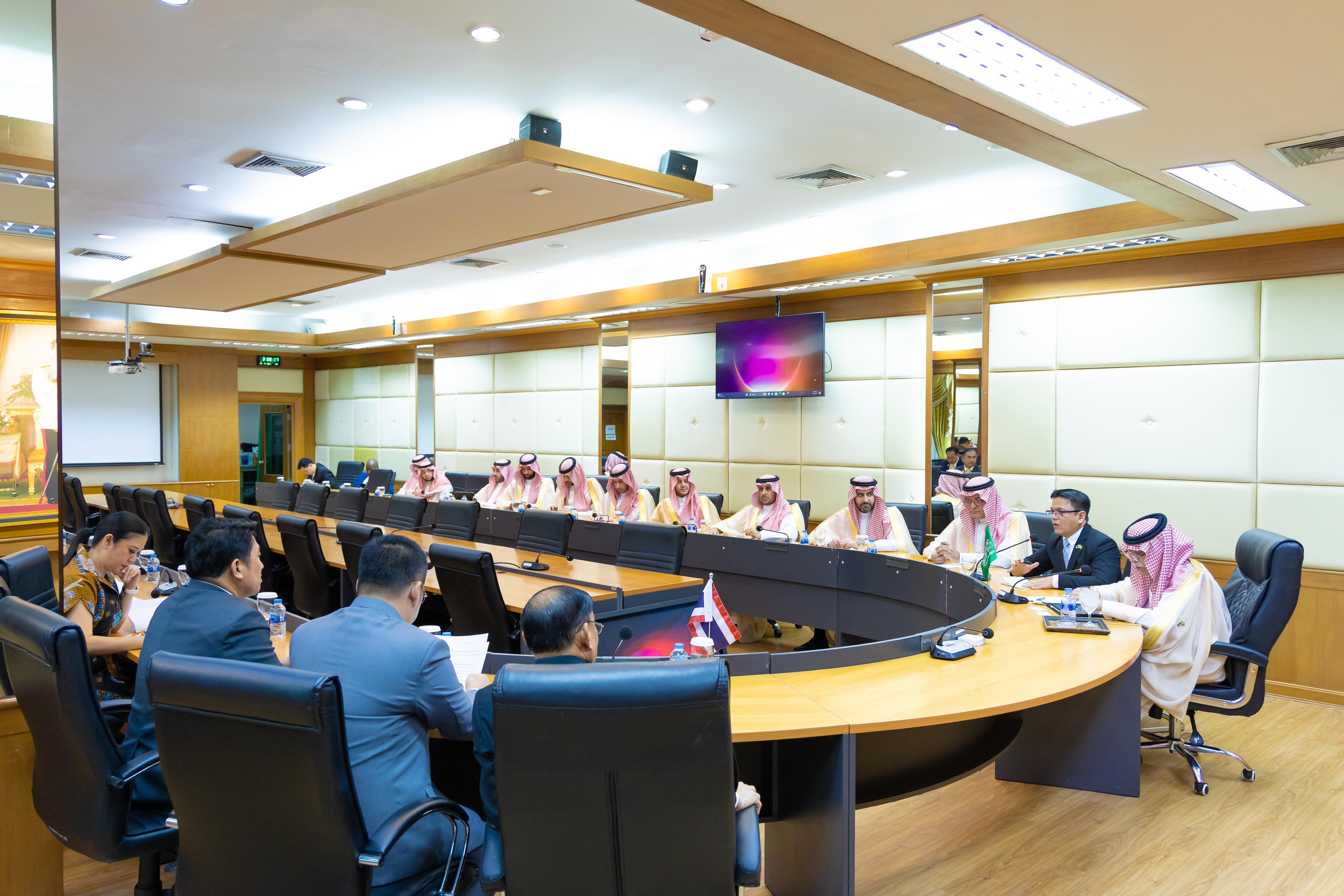 القصبي يختتم زيارته لمملكة تايلند مؤكدًا على أهمية تعزيز التبادل التجاري والاستفادة من الفرص في القطاعات الواعدة