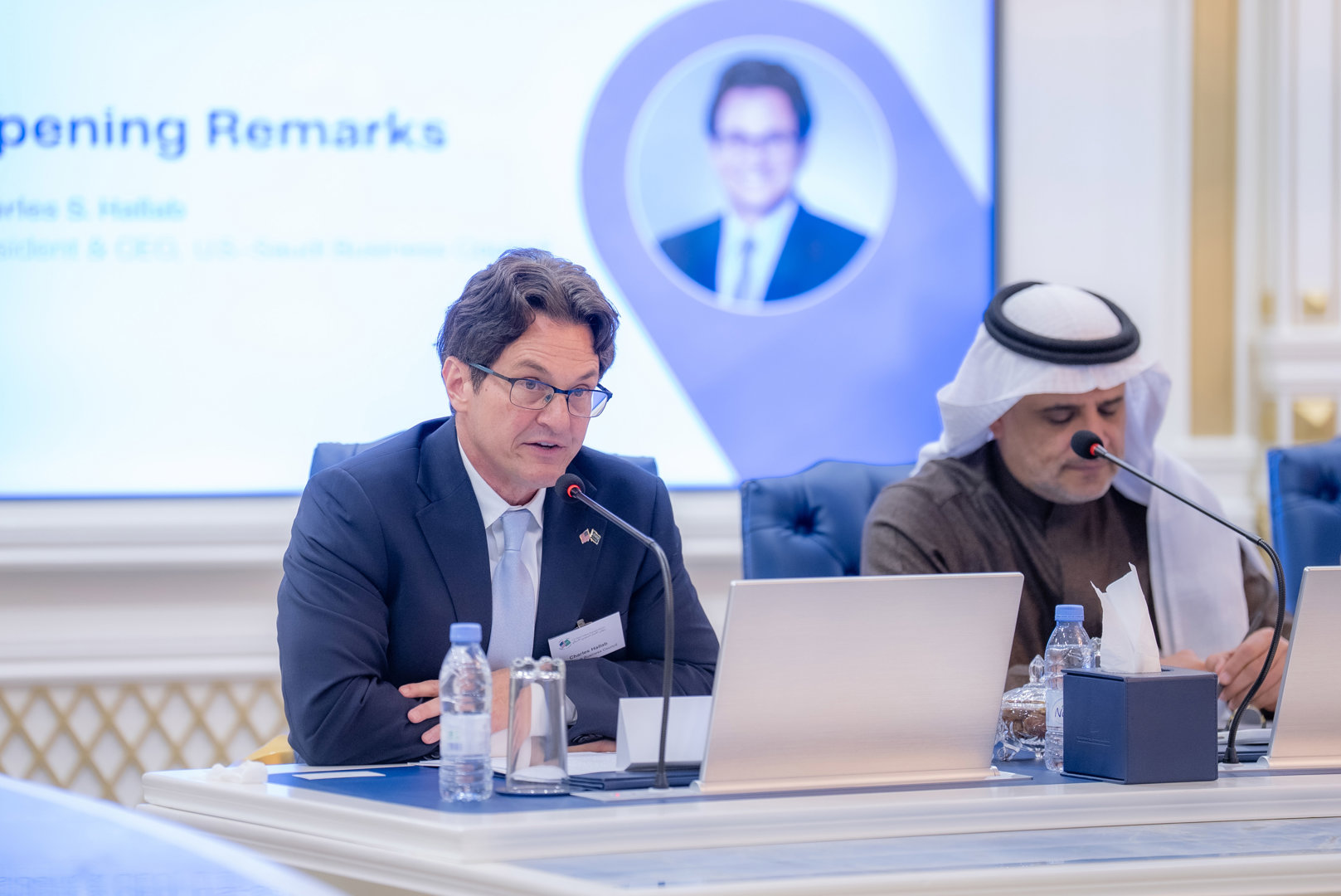 انعقاد لقاء الطاولة المستديرة السعودي الأمريكي بحضور الجهات الحكومية و83 شركة من القطاع الخاص